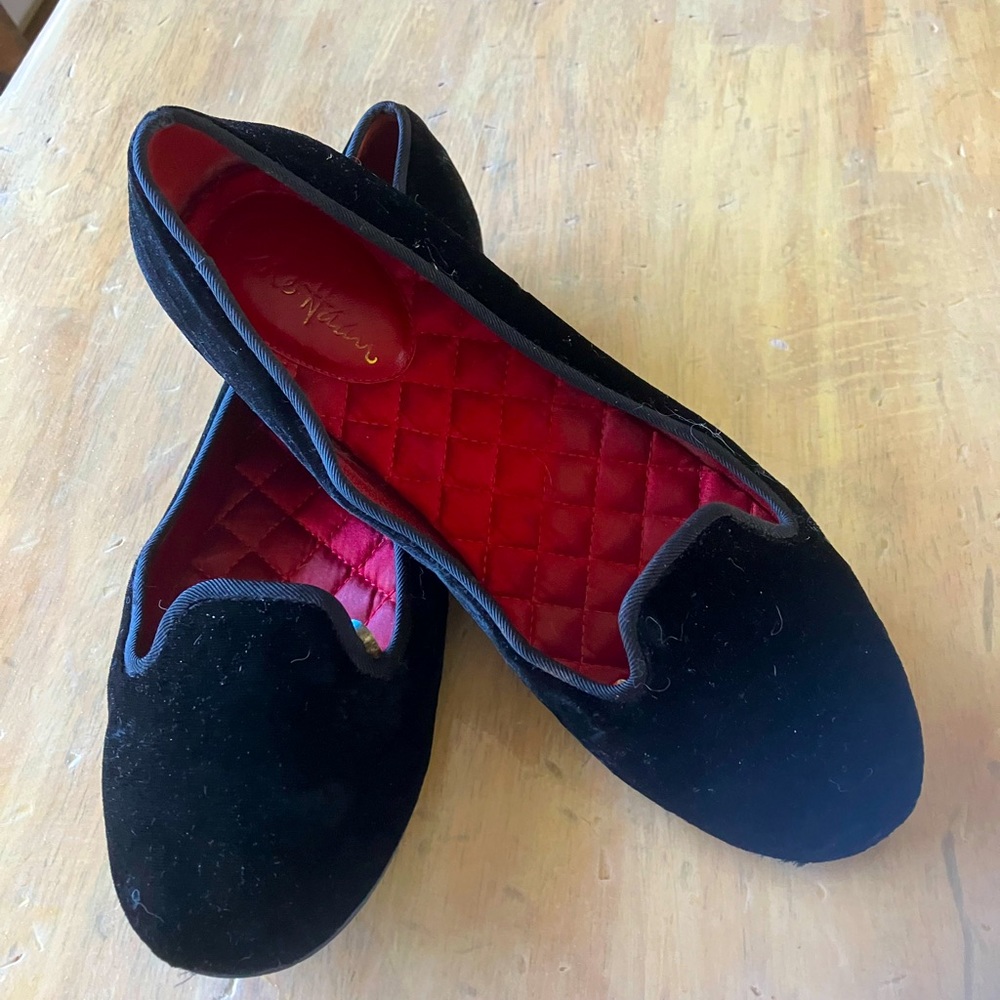 Smoking Cole Haan loafer flat shoe.Timeless, and cushioned inside.Nike sole.